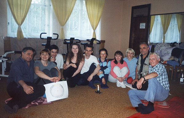 Вводный семинар - личностное развитие никогда не поздно начинать... 17-19 мая 2002. [67 Kb]